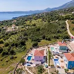 Villa Prasino By