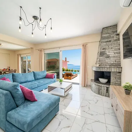 Prasino By Villa Plateies