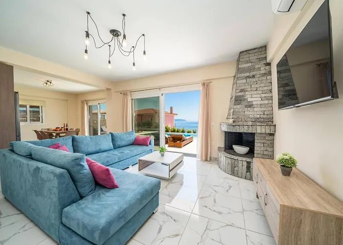 Prasino By Villa Plateies